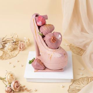 Chocolate Stiletto with Chocolate Berries