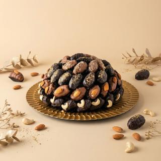 Luxury Assorted Dates Gift Arrangement